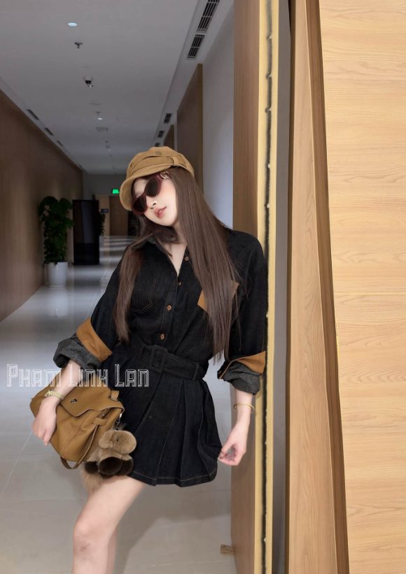 Đầm sơ mi denim đen phối nâu